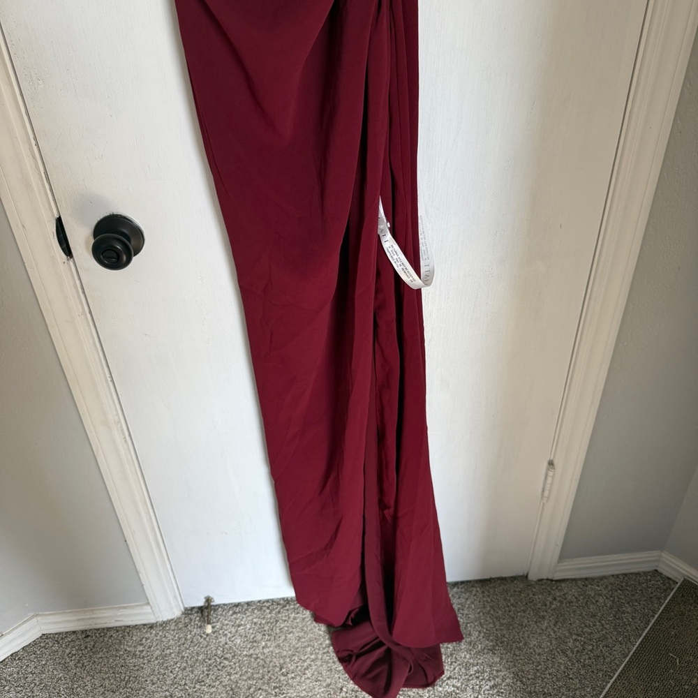 Elliatt One-Shoulder Burgundy Red Maxi Gown - Picture 4 of 8